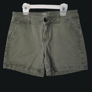 ana Women's Shorts Size 4 Olive Green Mid Rise Chino